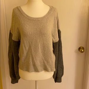 Two toned gray sweater